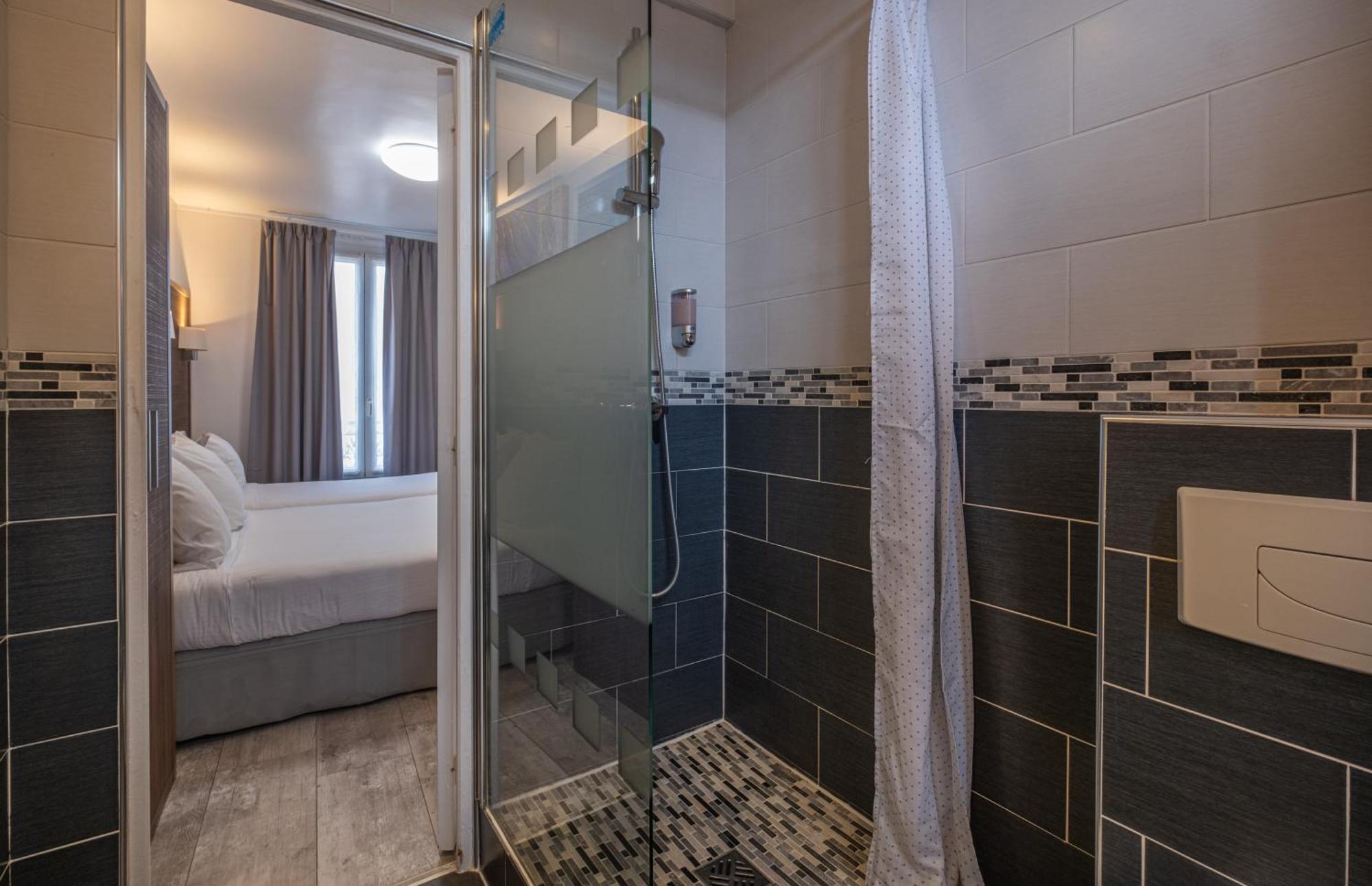 Hotel Luxor Issy-les-Moulineaux Exterior foto