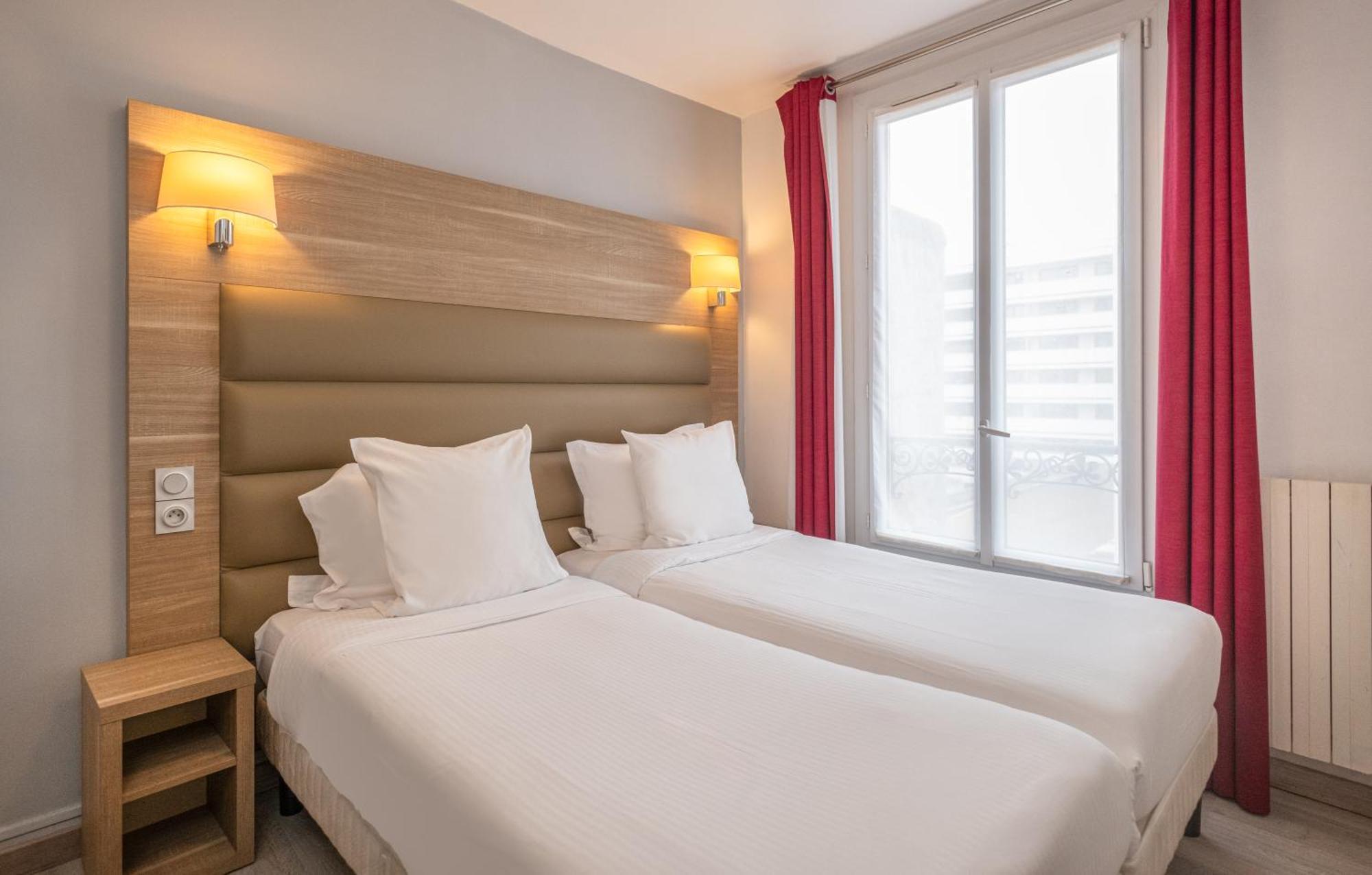 Hotel Luxor Issy-les-Moulineaux Exterior foto