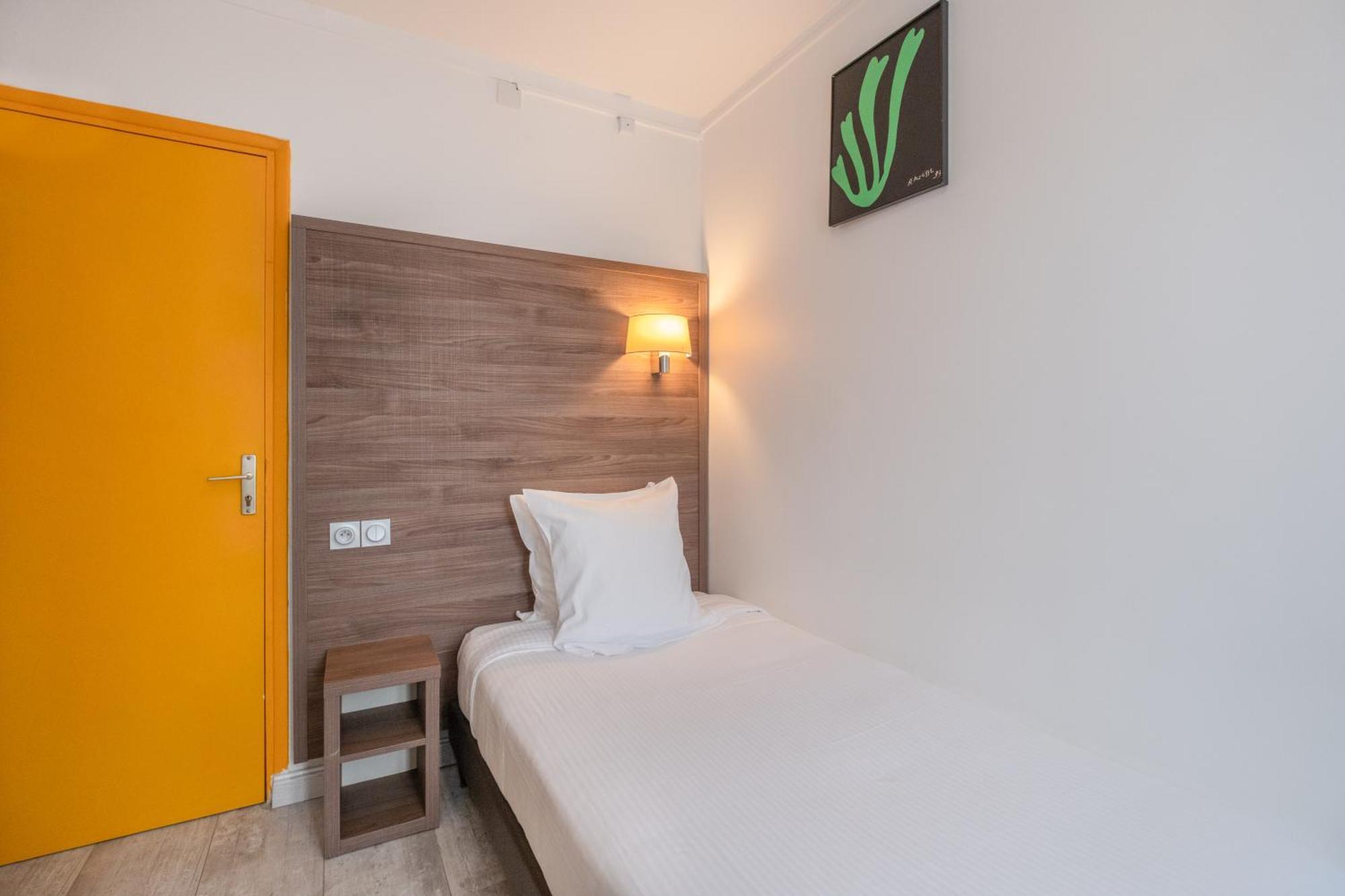 Hotel Luxor Issy-les-Moulineaux Exterior foto