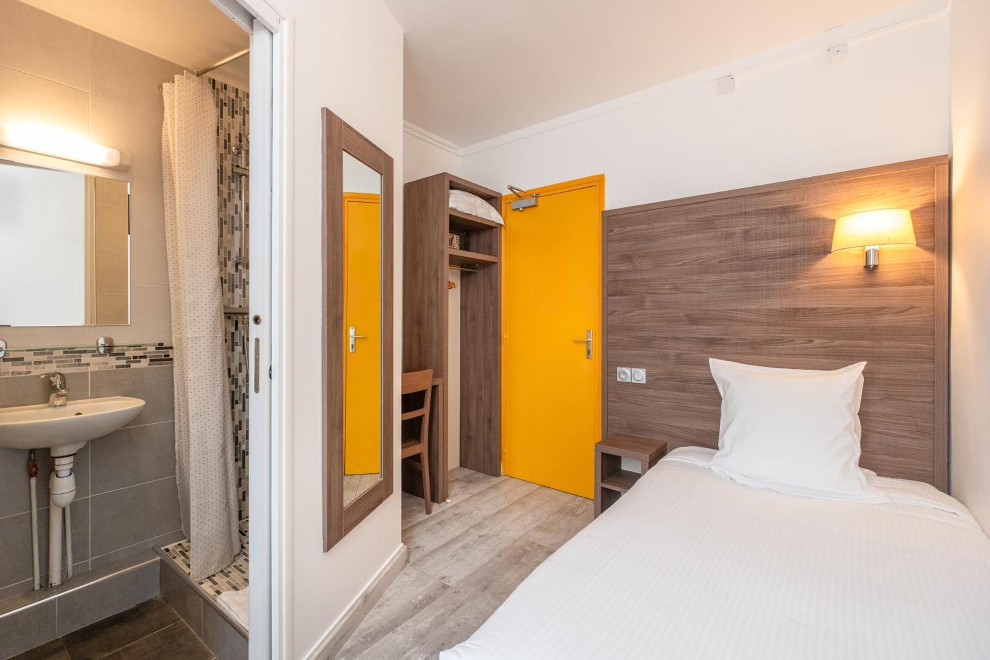 Hotel Luxor Issy-les-Moulineaux Exterior foto