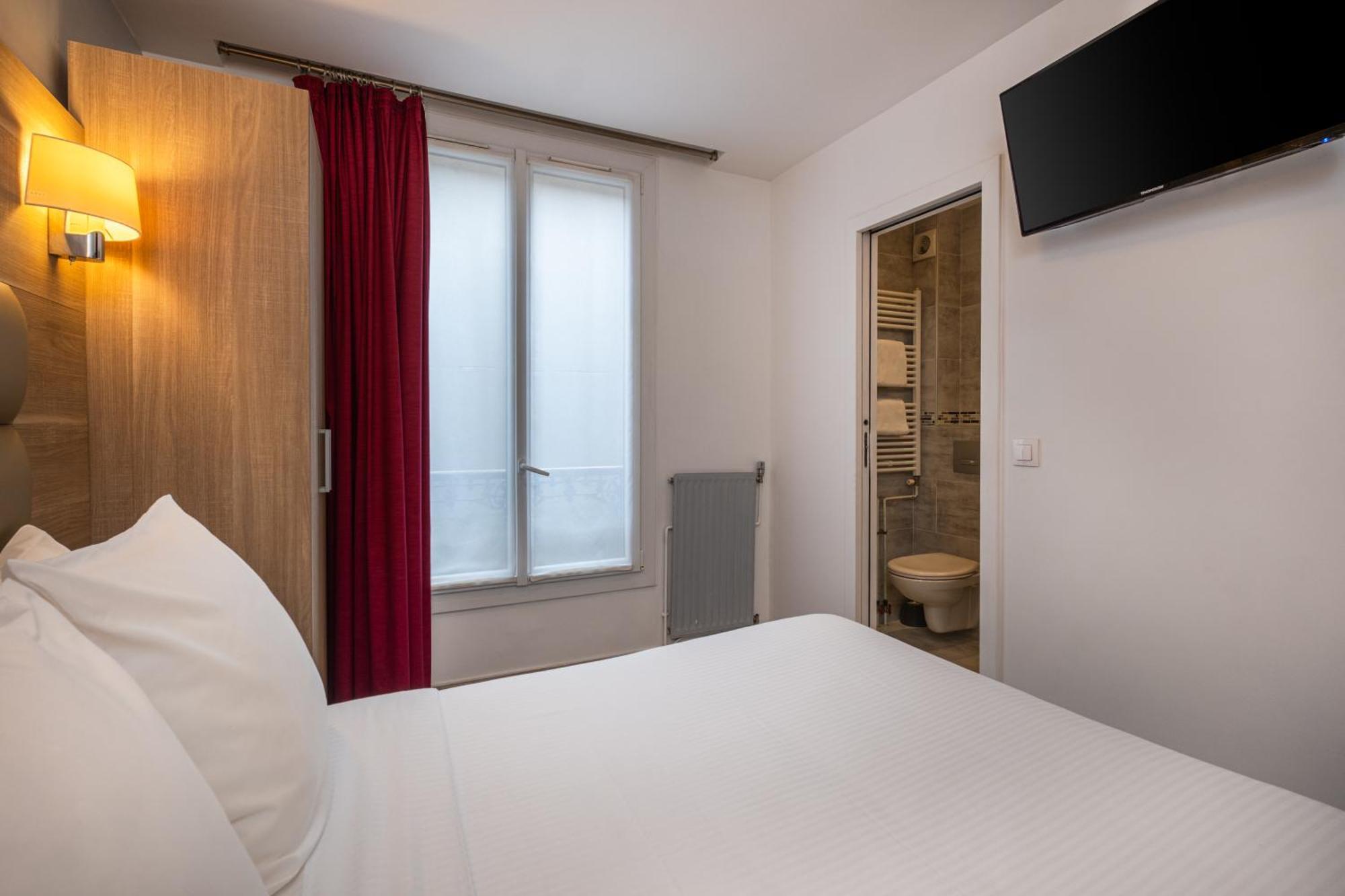 Hotel Luxor Issy-les-Moulineaux Exterior foto