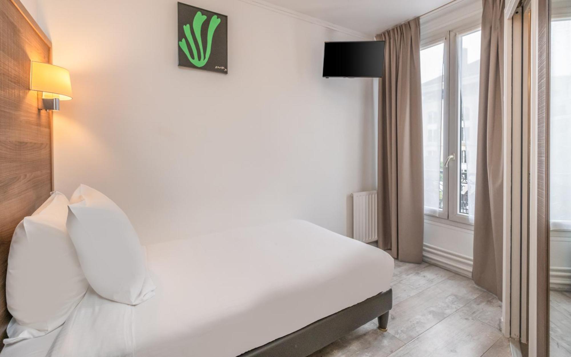 Hotel Luxor Issy-les-Moulineaux Exterior foto